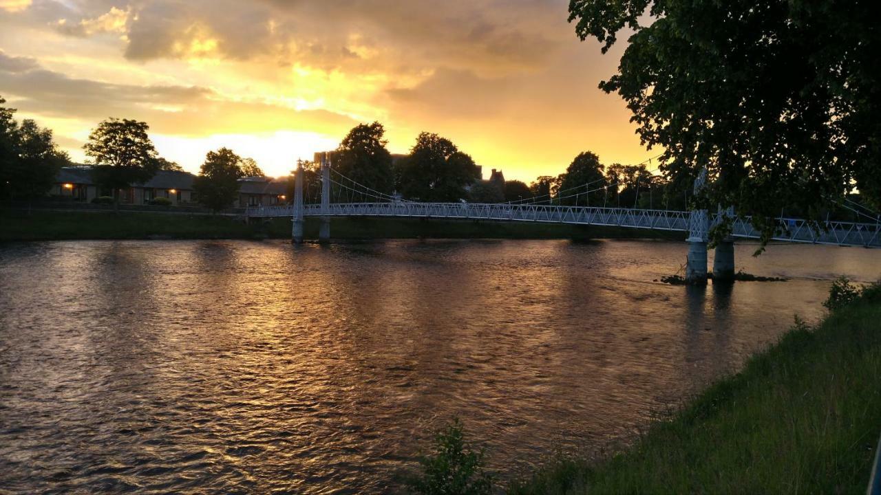 Aye Stay Inverness Extérieur photo